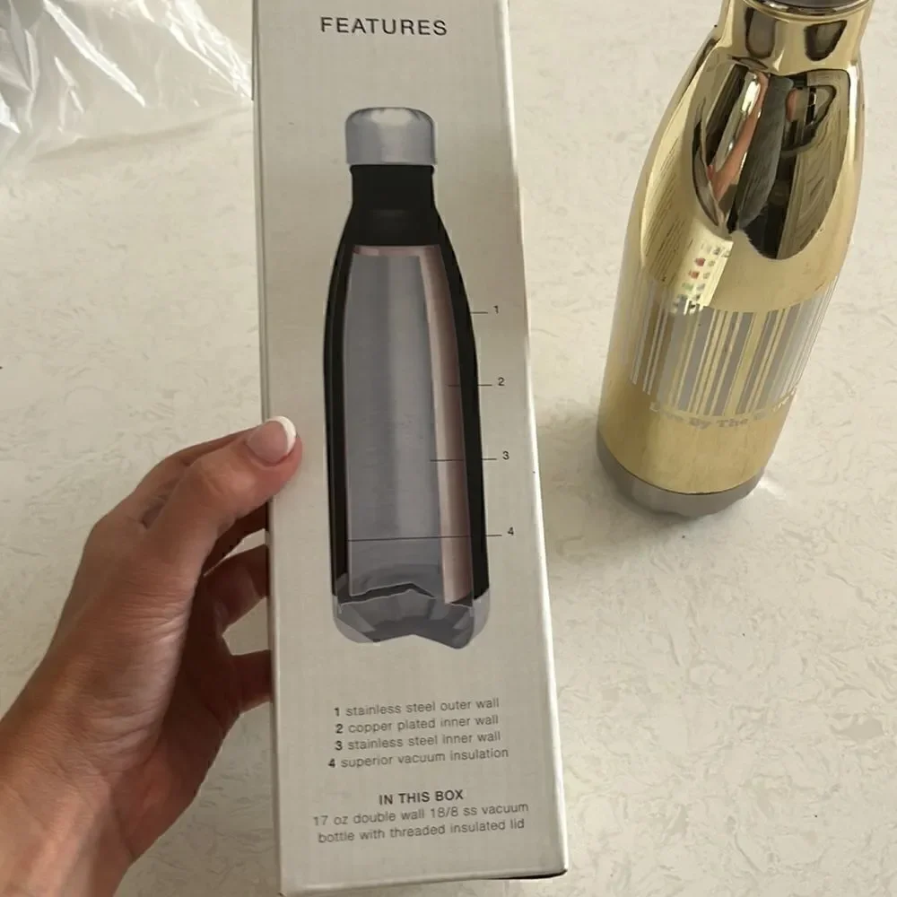 The Barre Code insulated water bottle - new in box